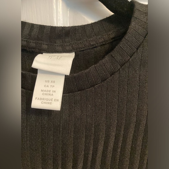 H&M knit top - Picture 5 of 5